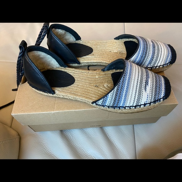 Ugg flat espadrille size 6 - Picture 4 of 7